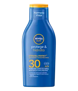 NIVEA SUN Protege & Hidrata Loción Solar SPF 30 Mini
