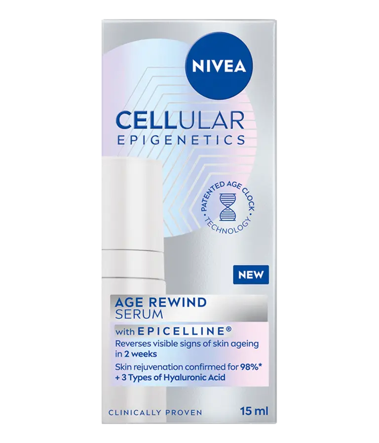 A woman smiles knowingly, featured next to a list of product facts of NIVEA CELLULAR Epigenetics - Rejuvenating Serum with EPICELLINE®.