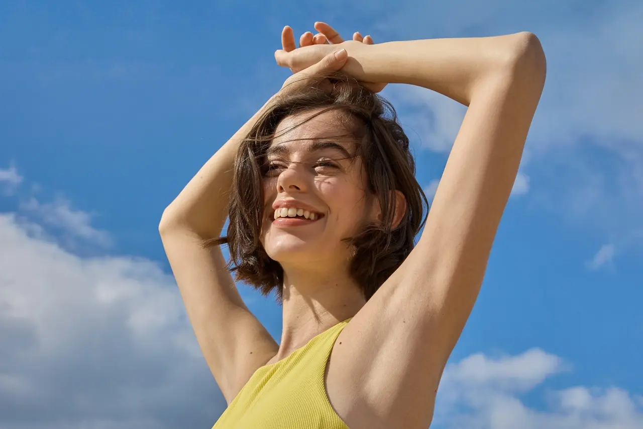 woman using sustainable skincare