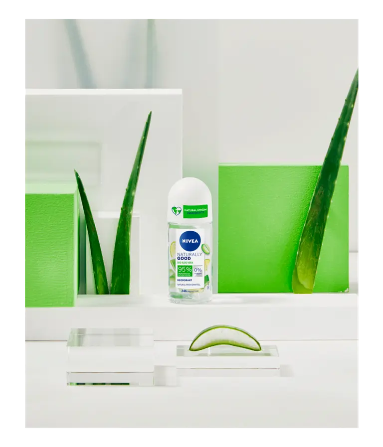 Naturally Good Deo Roll On Aloe Vera | NIVEA