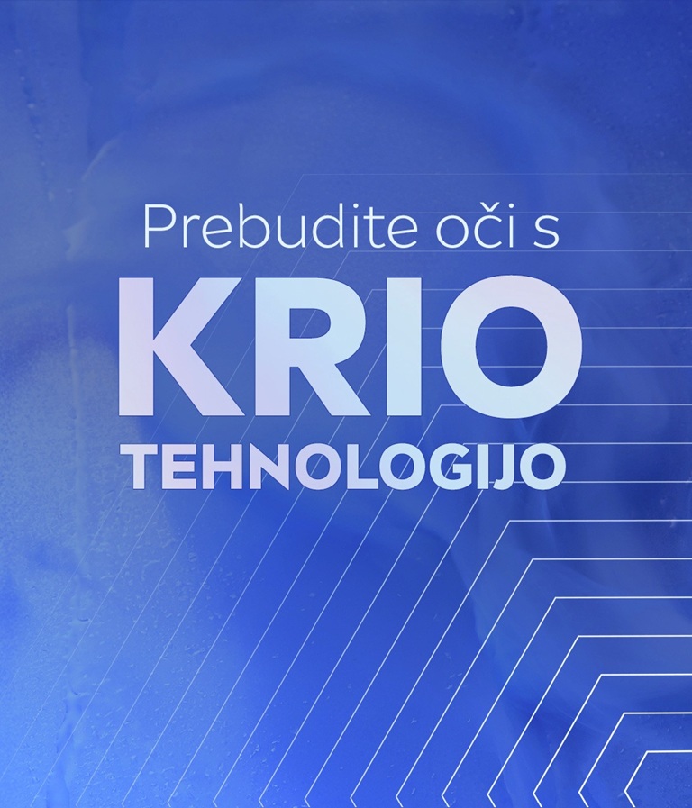 Nebesno modro ozadje z odsevom svetlobe in linijami šestkotnikov, z besedilom »Prebudite oči s KRIOTEHNOLOGIJO«.